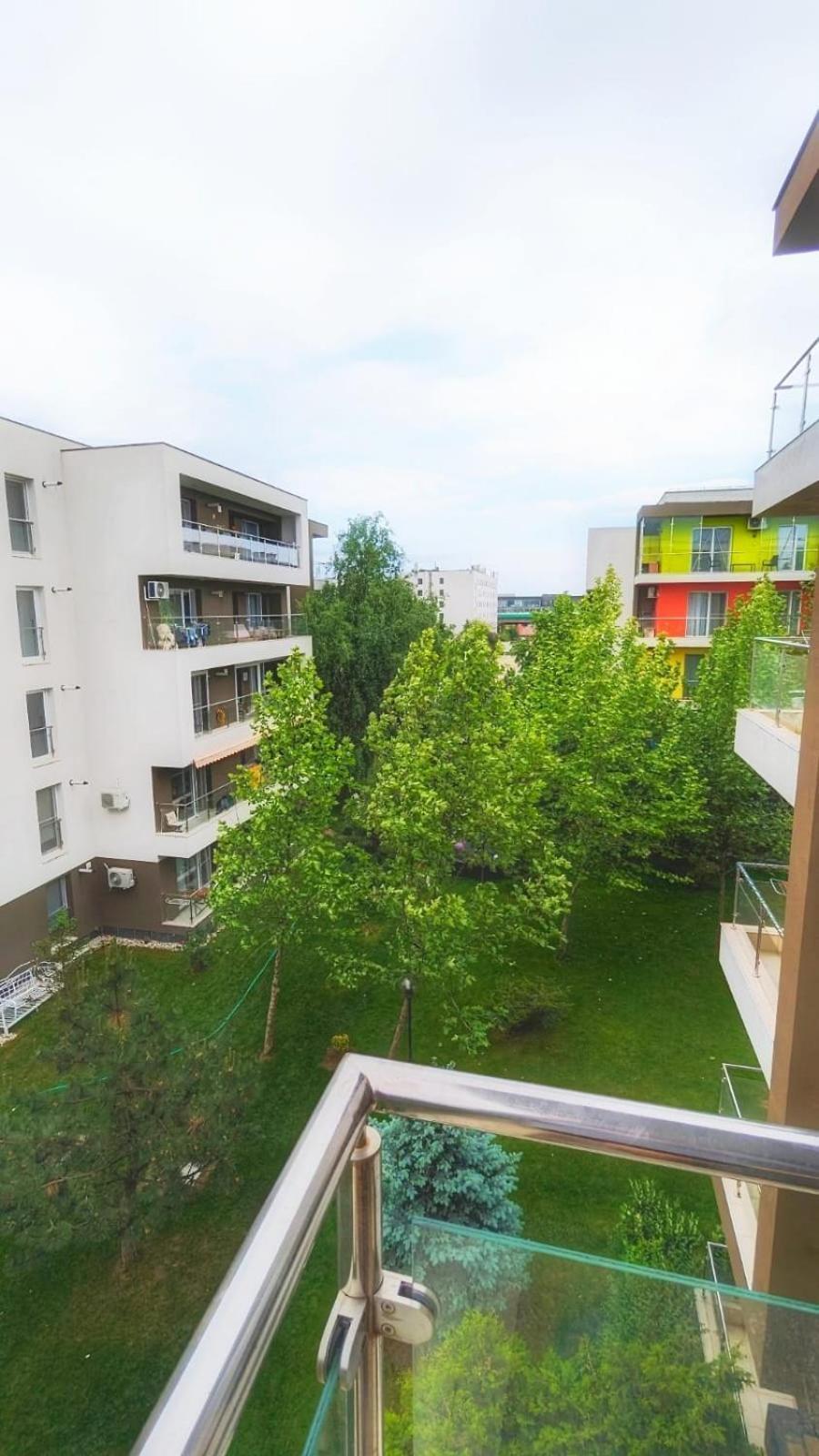 Airport Apartment 70 Squared Meters 奥托佩尼 外观 照片